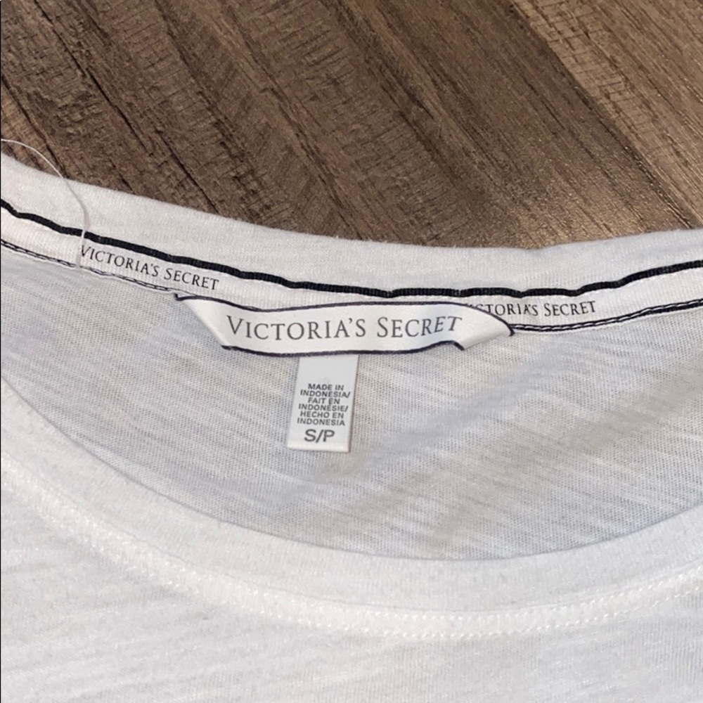 Victoria’s Secret Tee - Picture 4 of 4